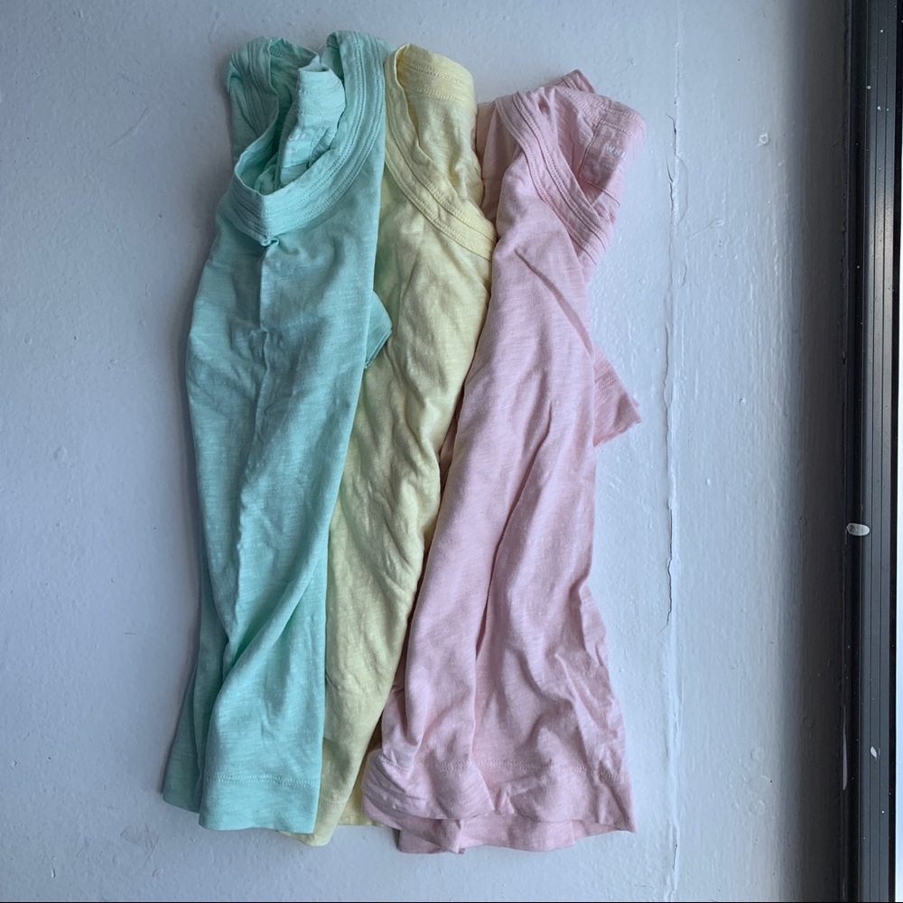 Lot of 3 whistles t-shirts sz S